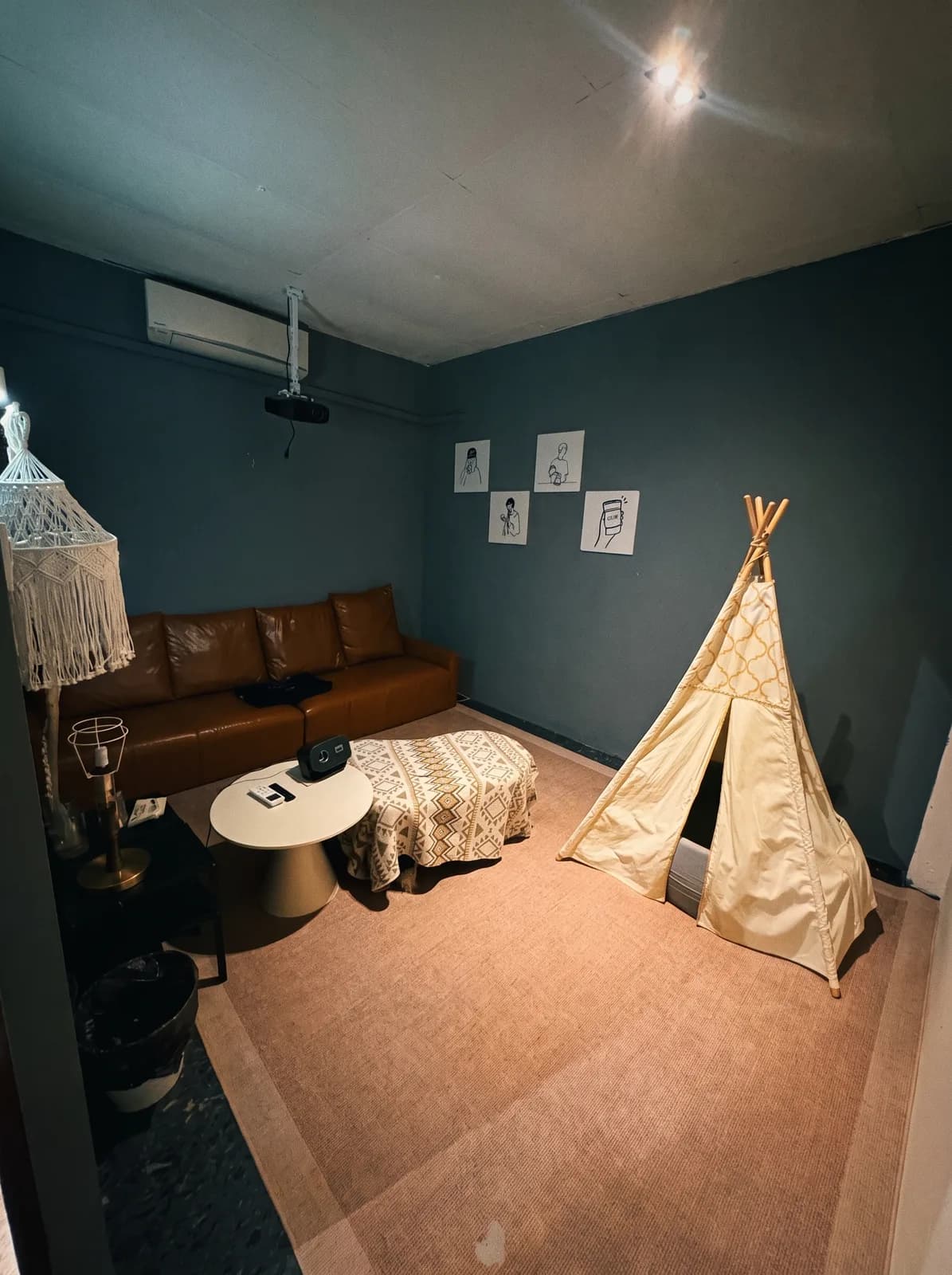 Inside Glamp